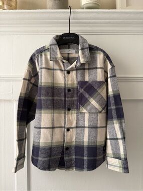 ZARA Plaid Button-Up Shacket with Navy & Cream Plaid